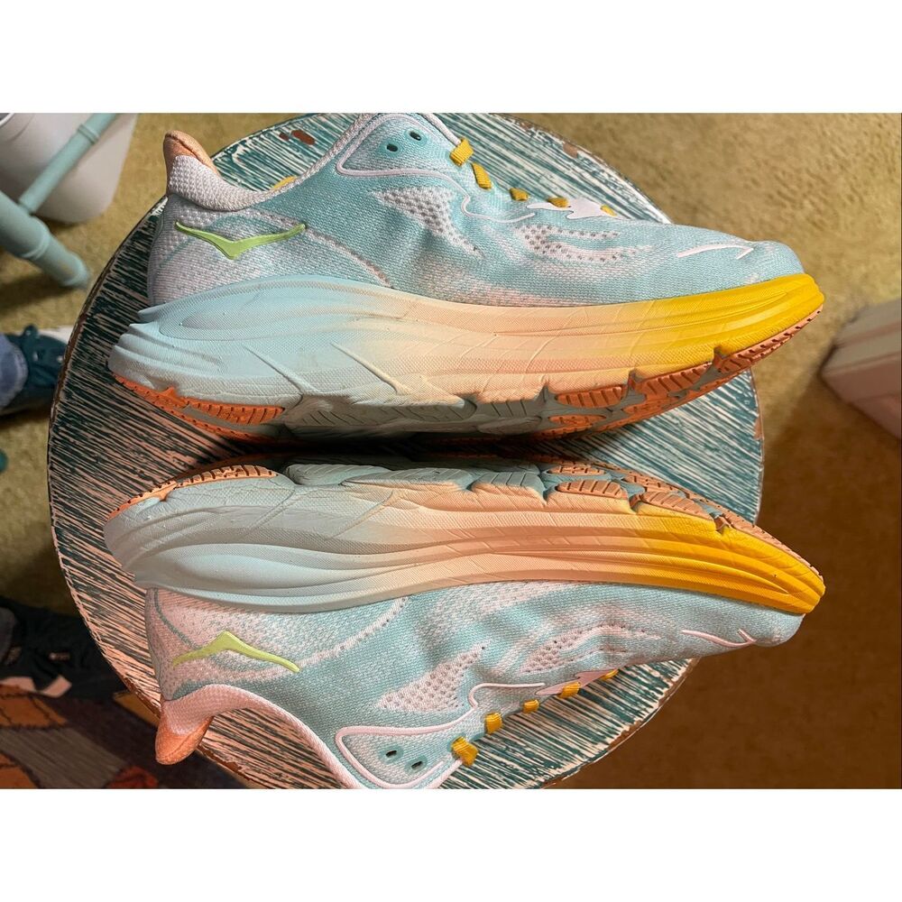 Hoka Clifton 10 Women’s Sneakers - Picture 10 of 16